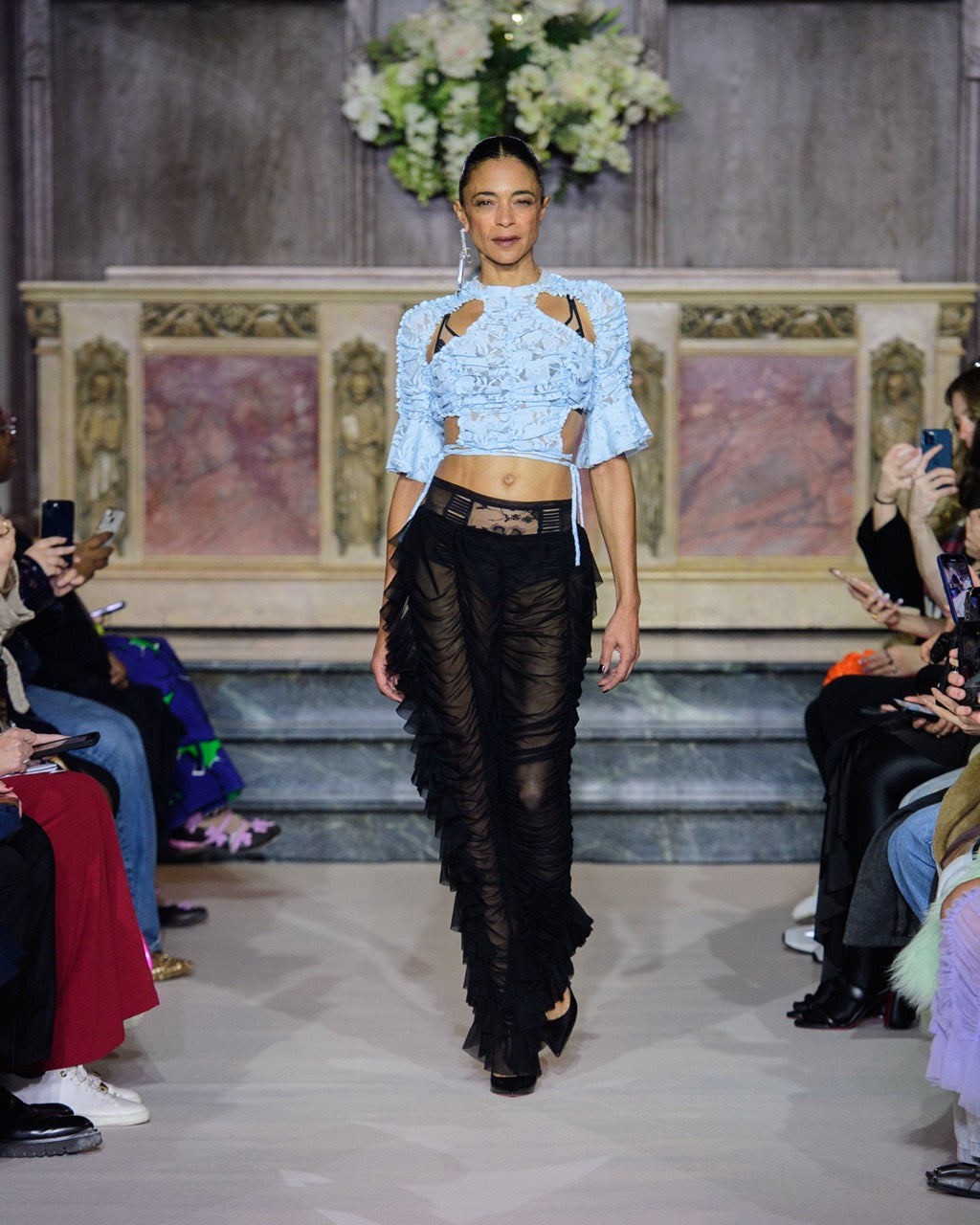 Look 10