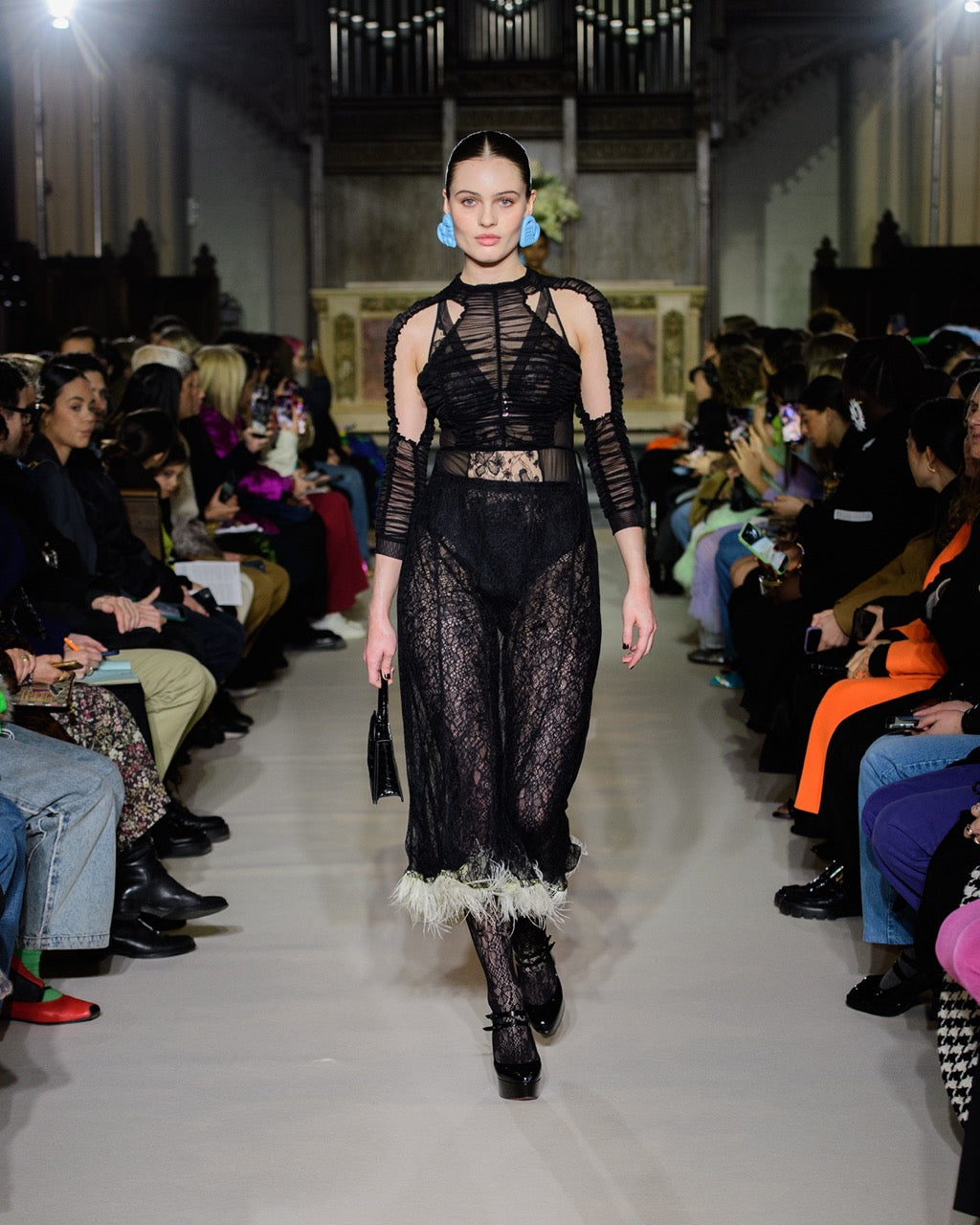 Look 11