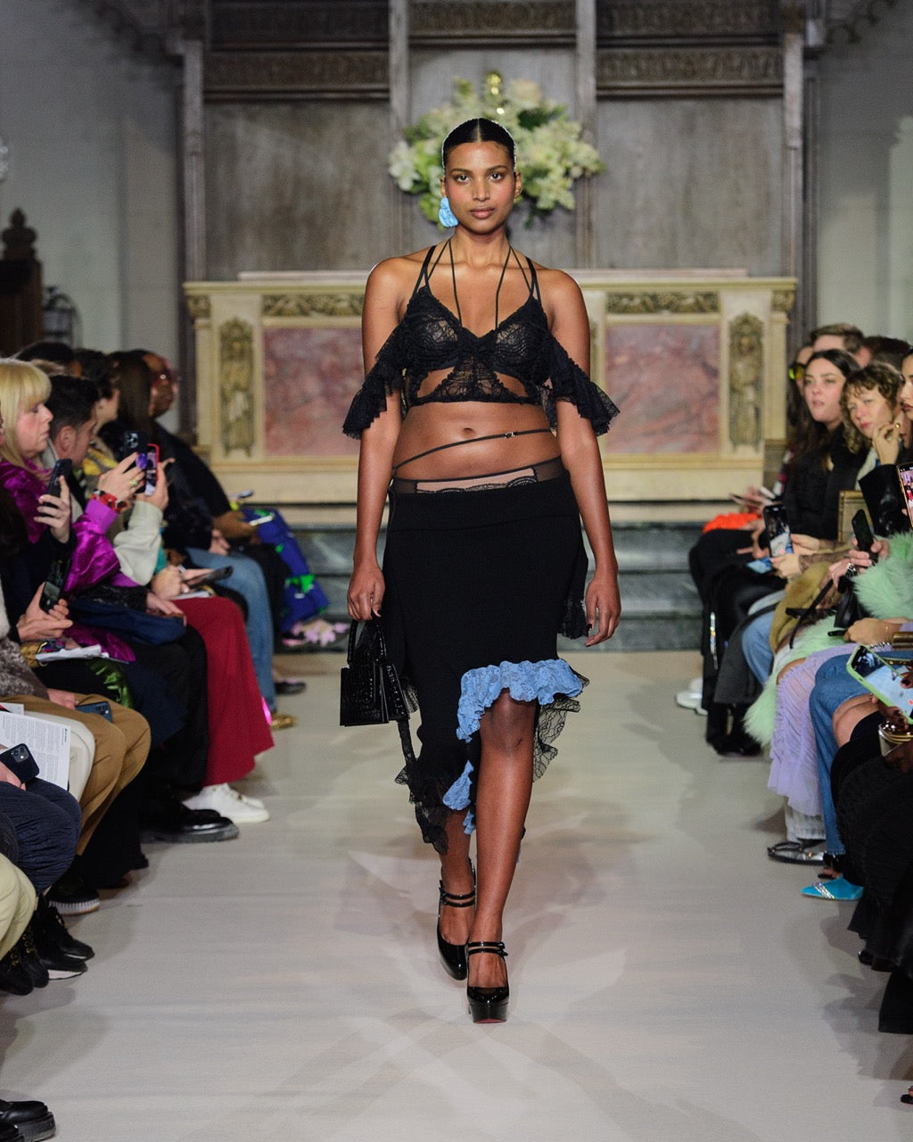 Look 12