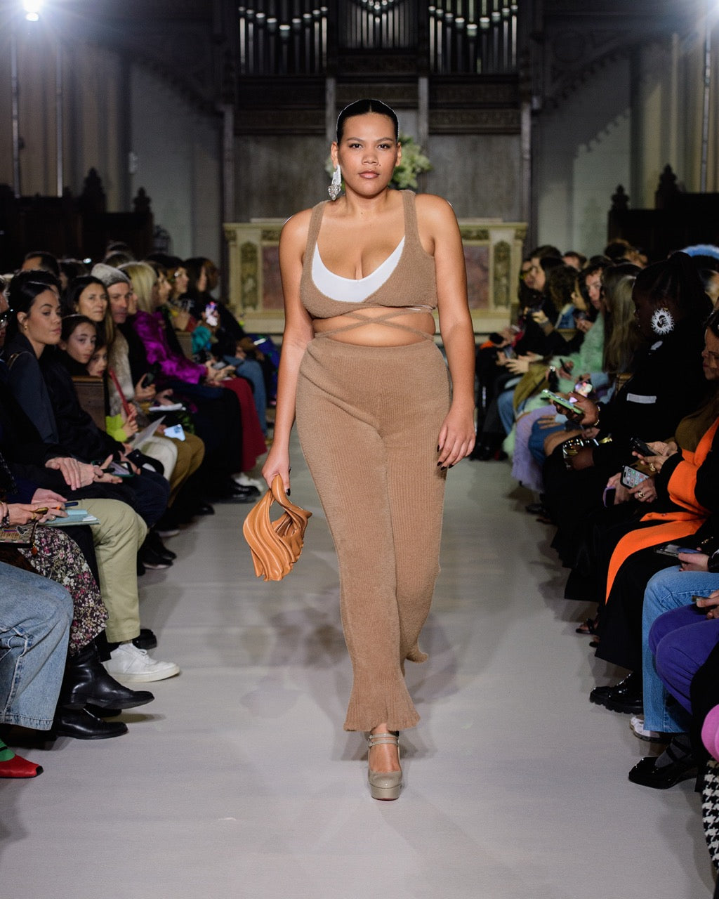 Look 22