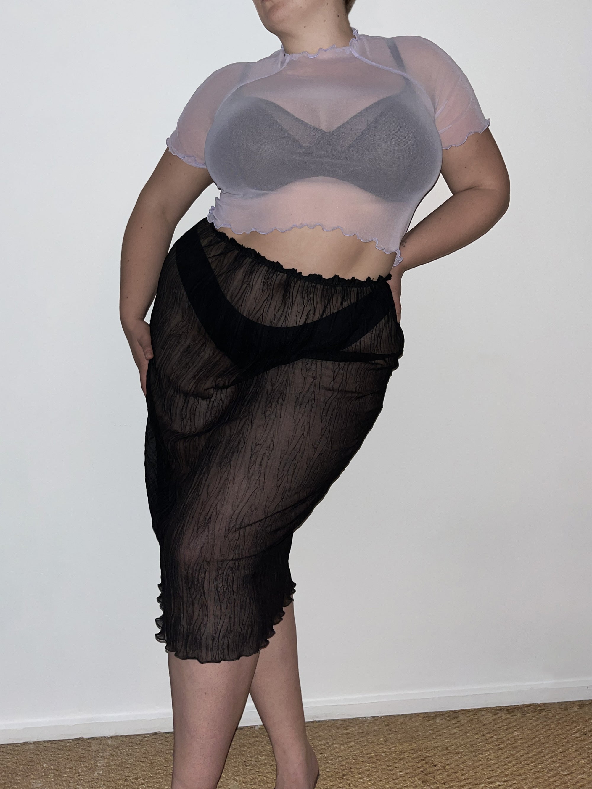 Black Crumpled Easy Top