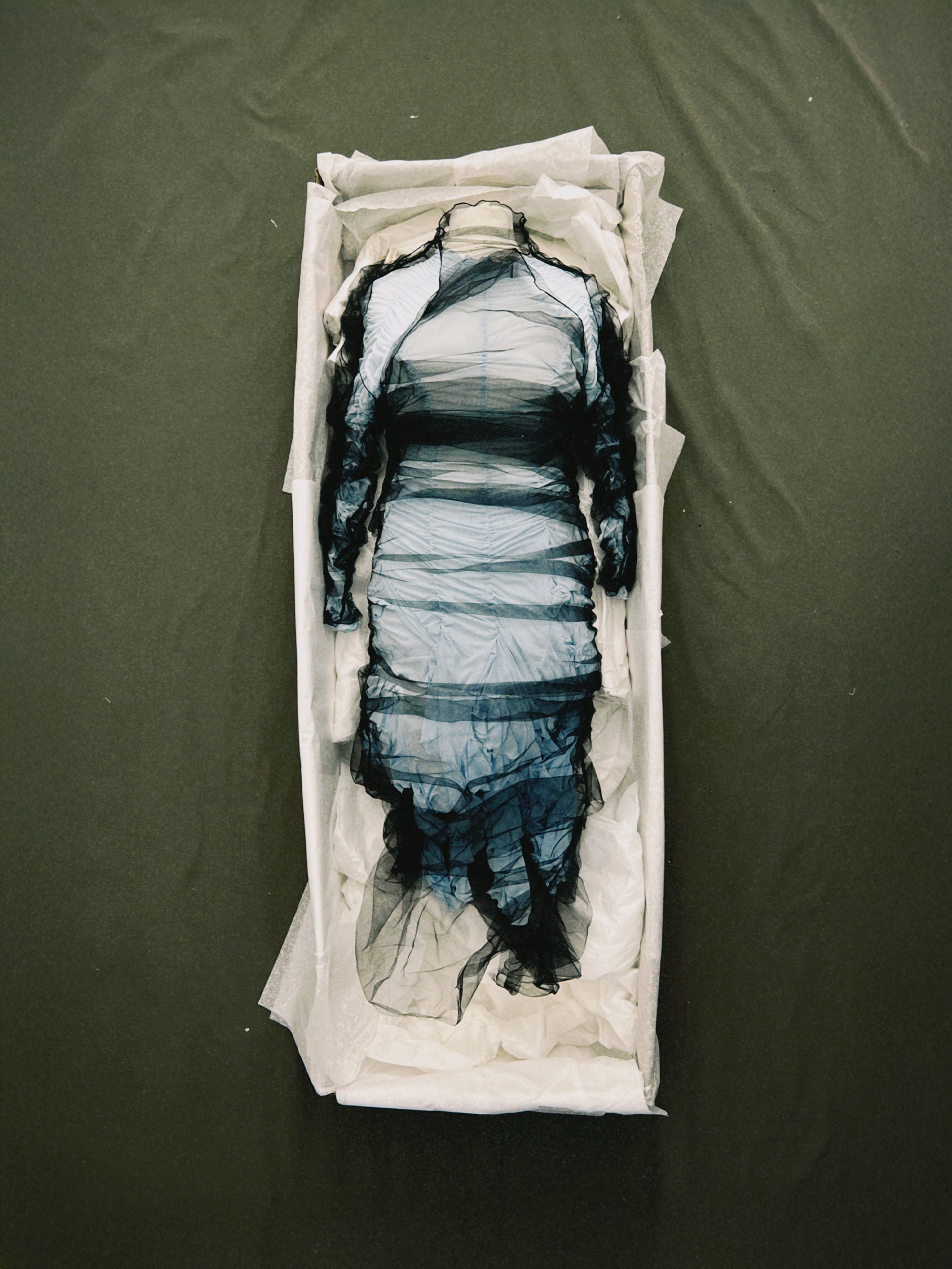 SS25 Look 17 – Blue & Black Tulle Ruched Dress