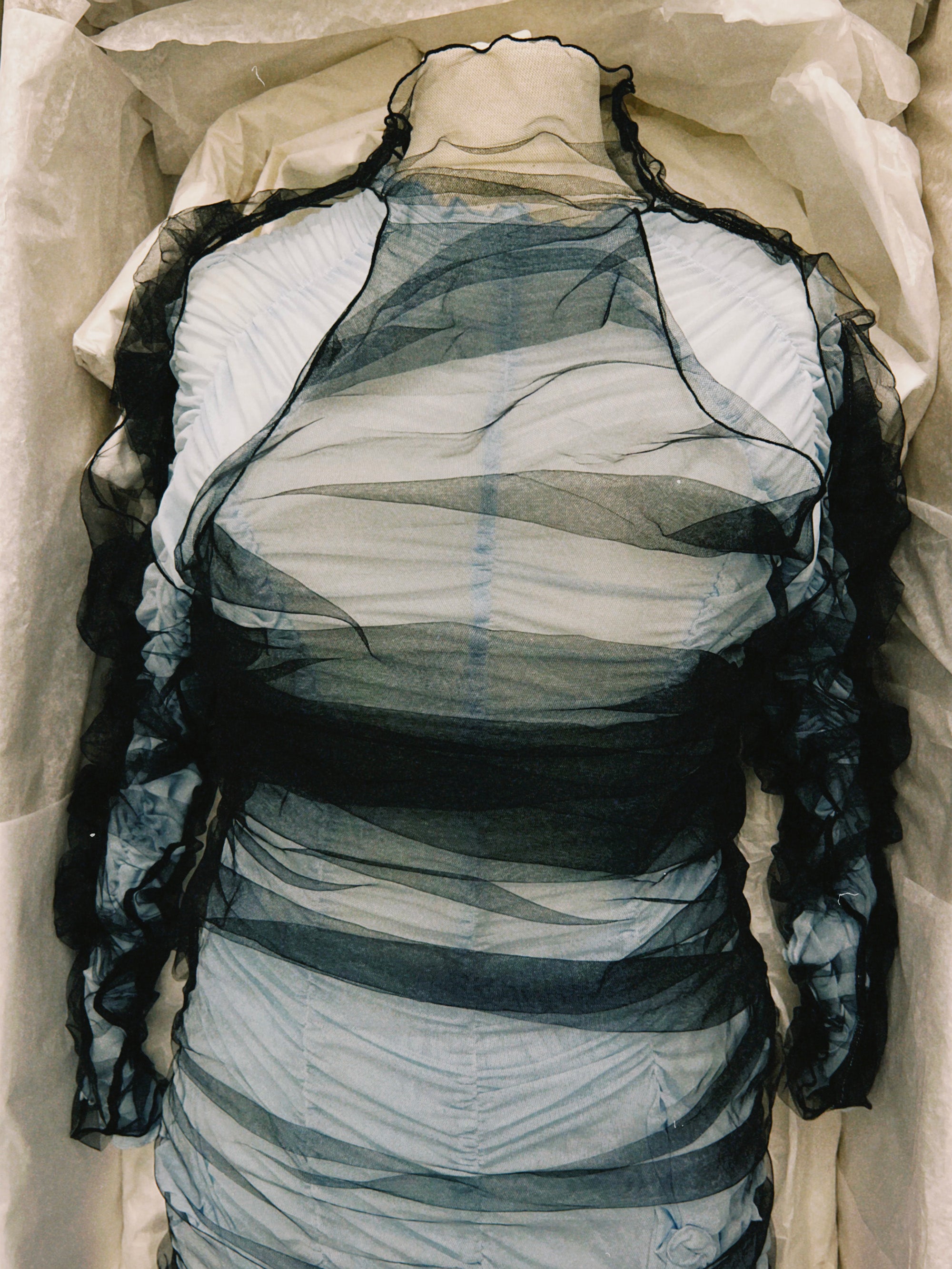 SS25 Look 17 – Blue & Black Tulle Ruched Dress