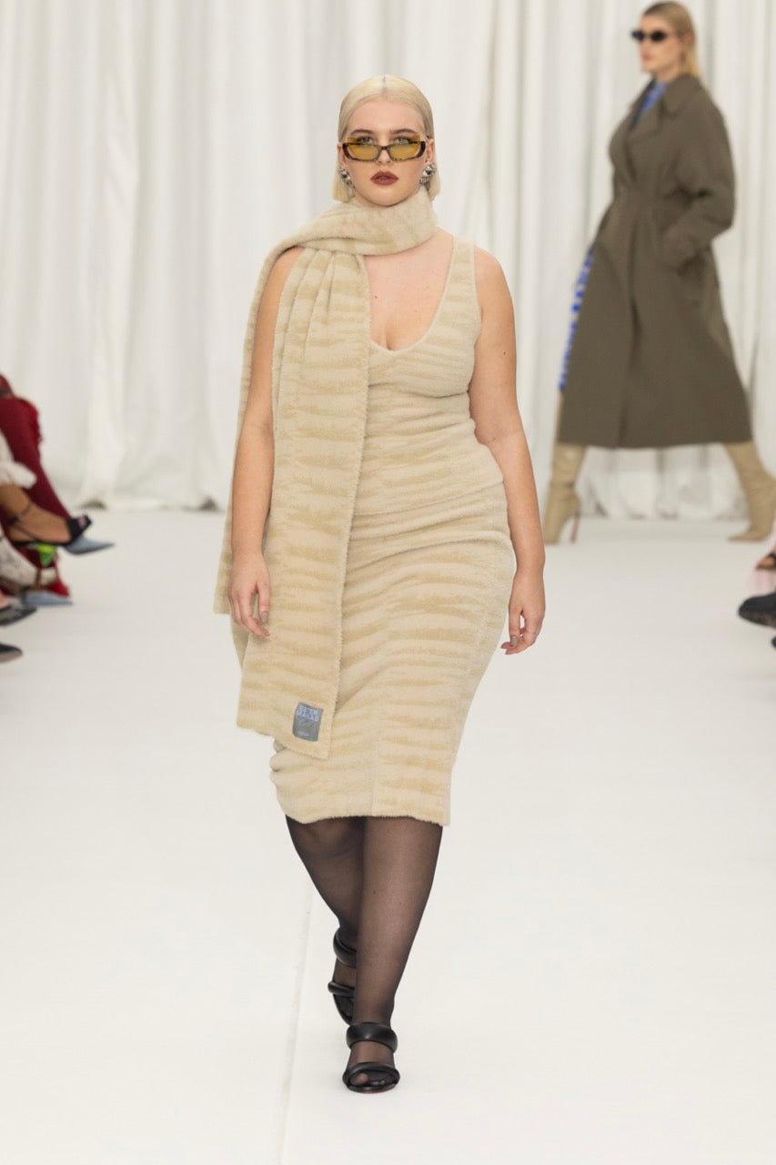 Look 5