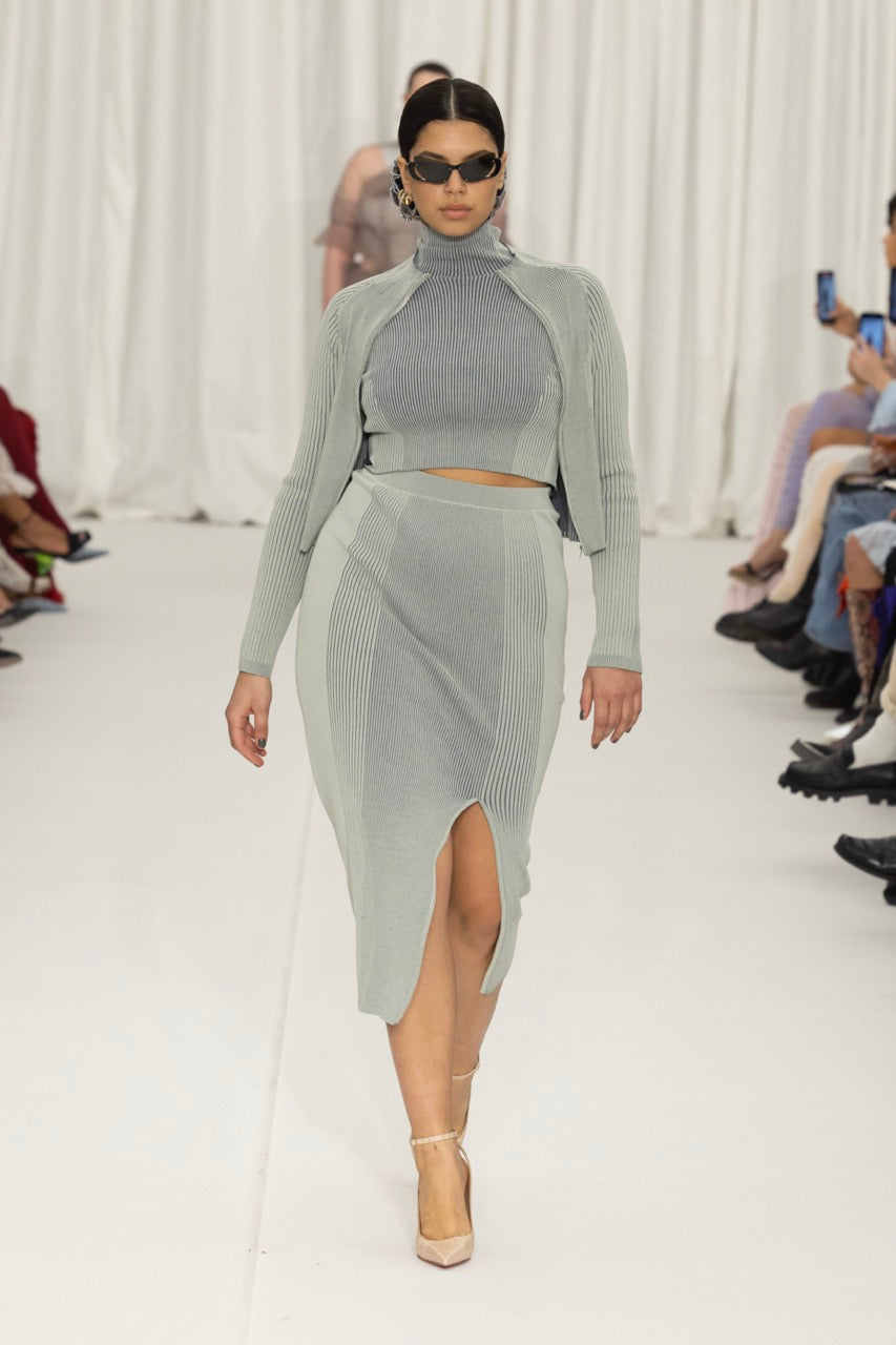 Look 9