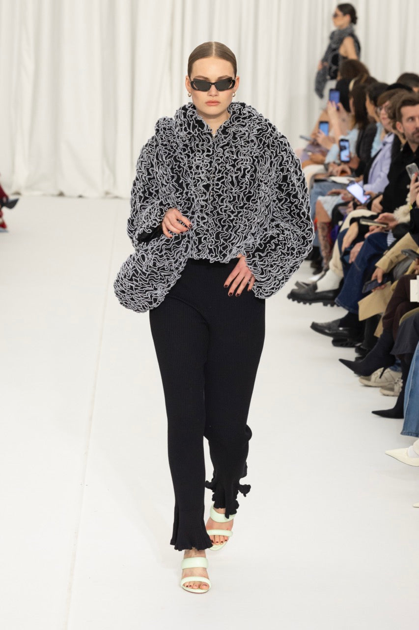 Look 13