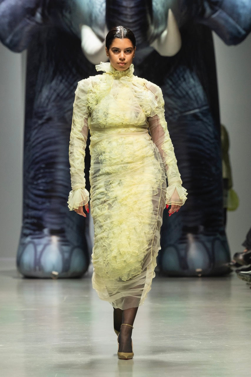 Look 12